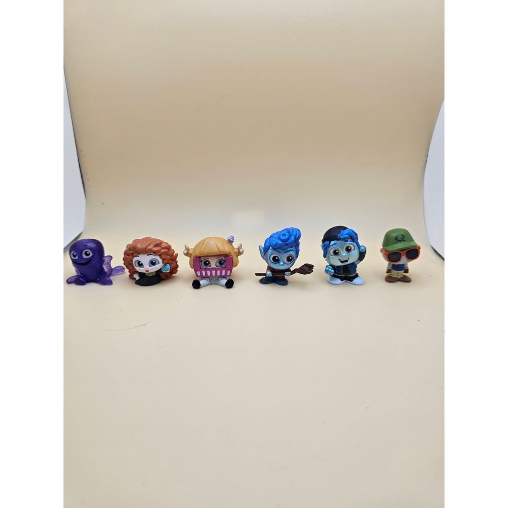 Disney doorables pick a doorable from mixed series - Picture 3 of 4